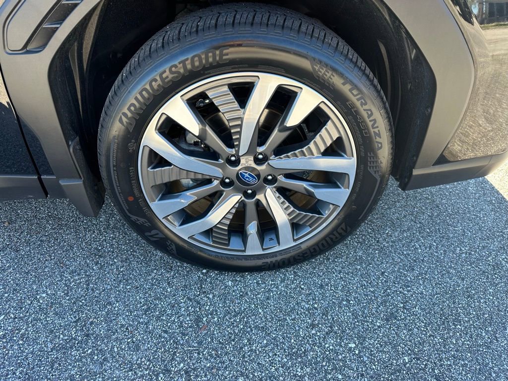 Used 2025 Subaru Forester Touring w/ Popular Package - Touring image 4