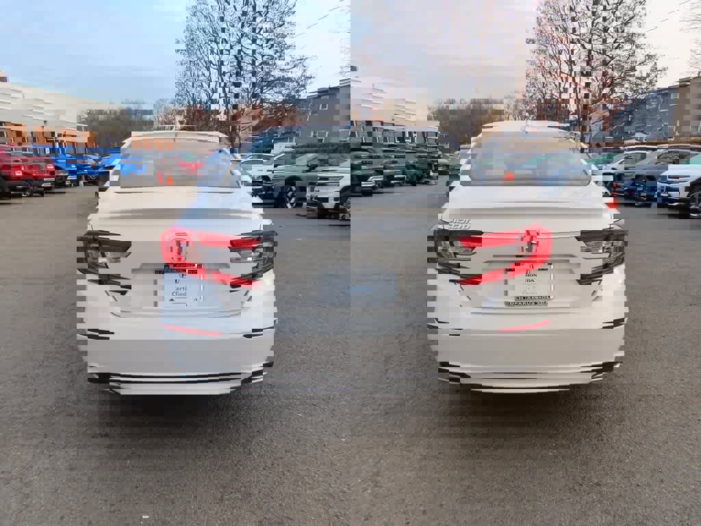 Certified 2020 Honda Accord LX image 5