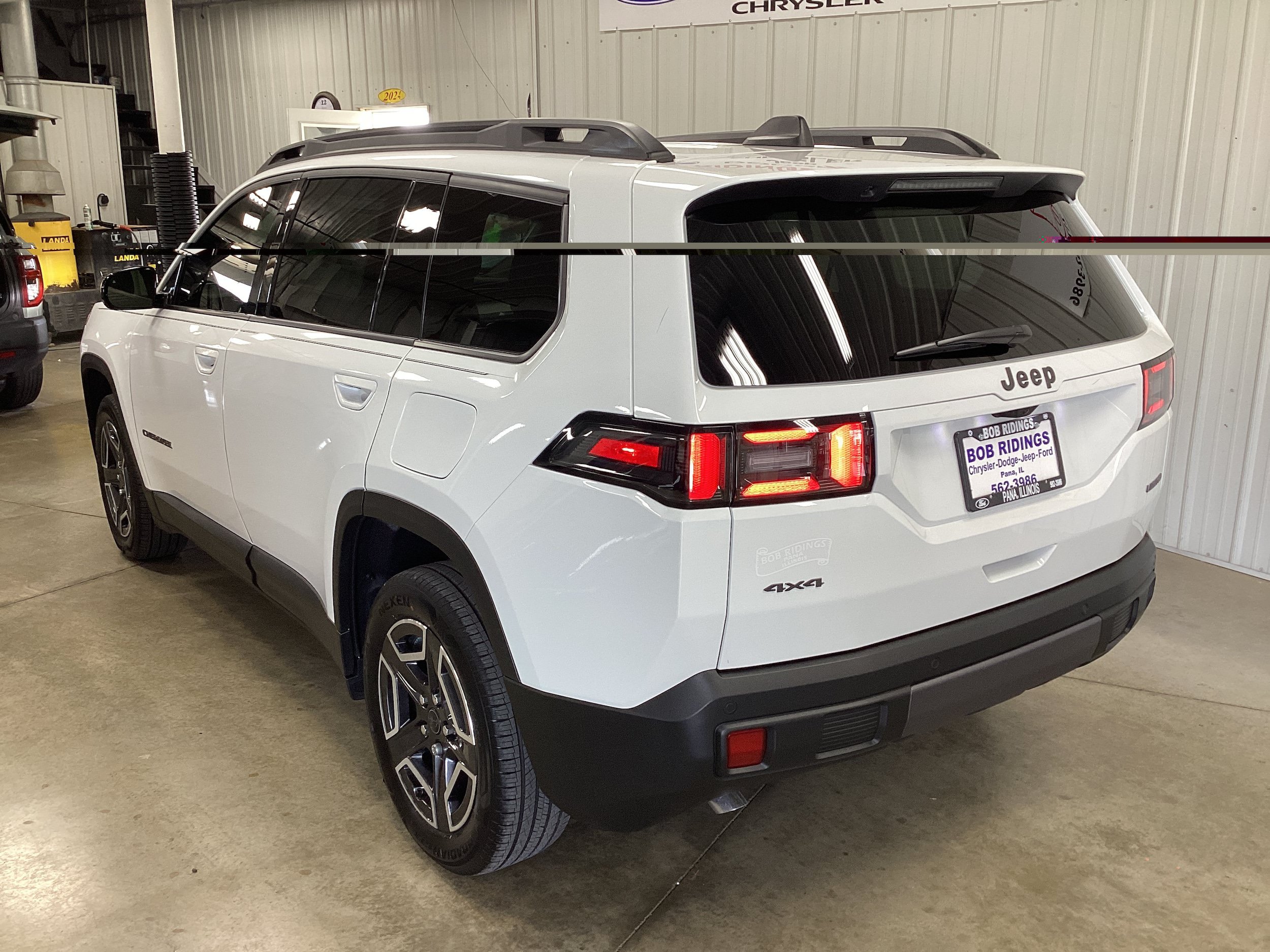 New 2026 Jeep Cherokee Limited AWD/4WD image 3