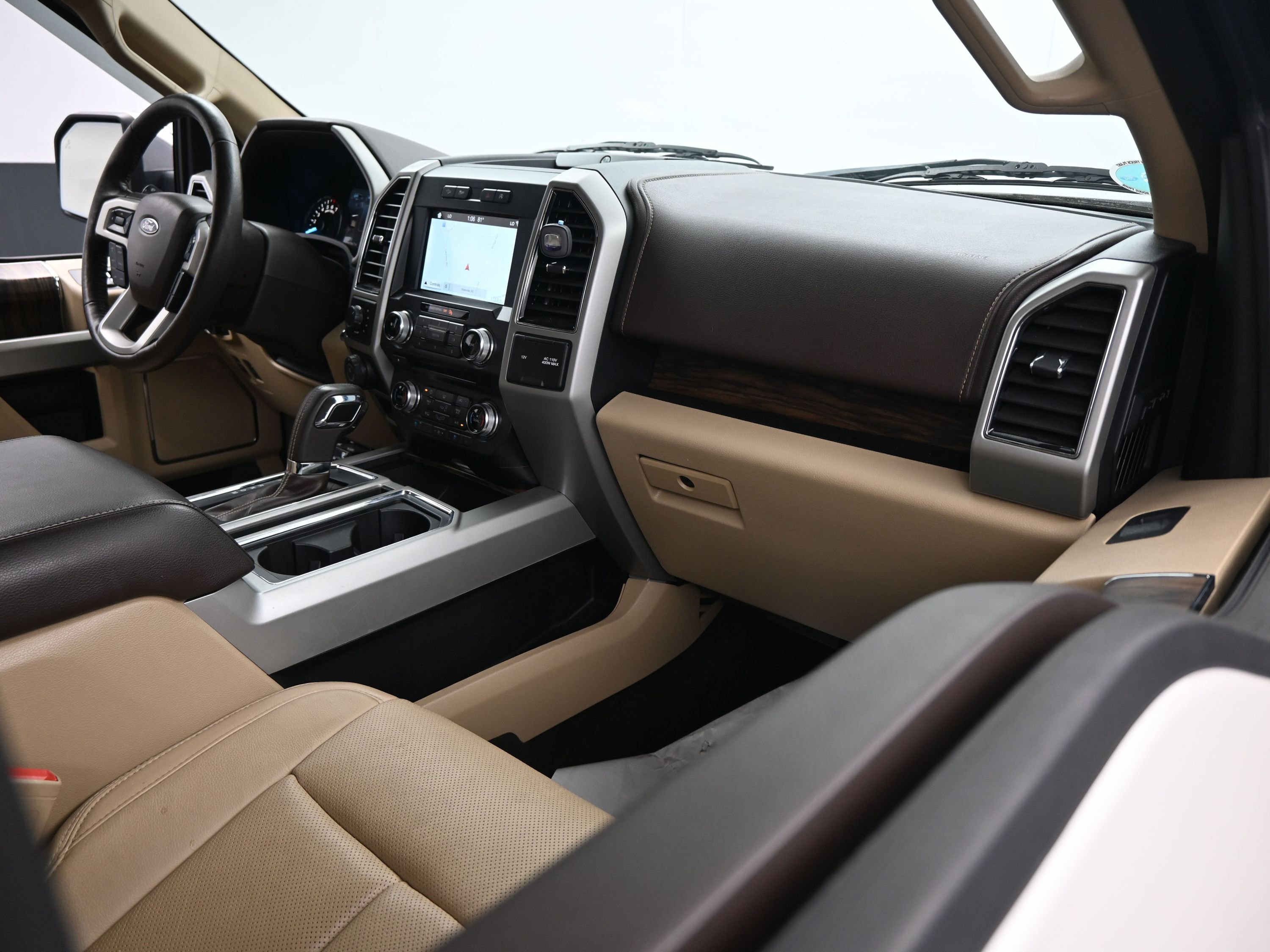 Used 2018 Ford F150 Lariat w/ Equipment Group 502A Luxury image 27