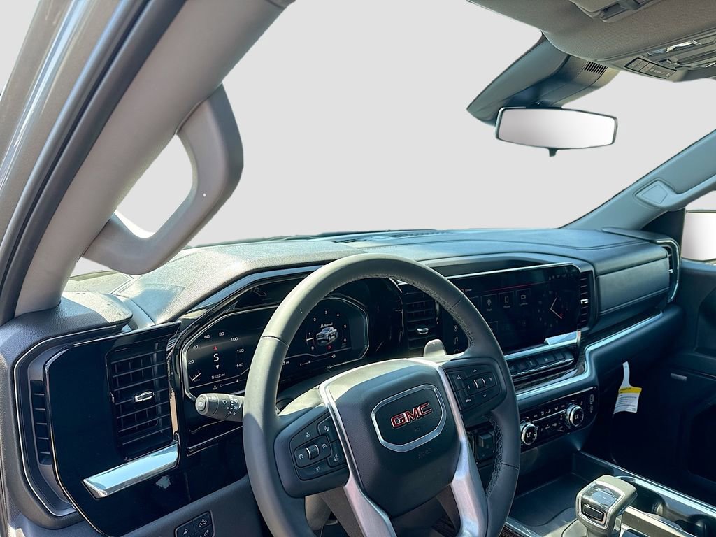 Used 2025 GMC Sierra 1500 Elevation w/ Elevation Premium Package image 12