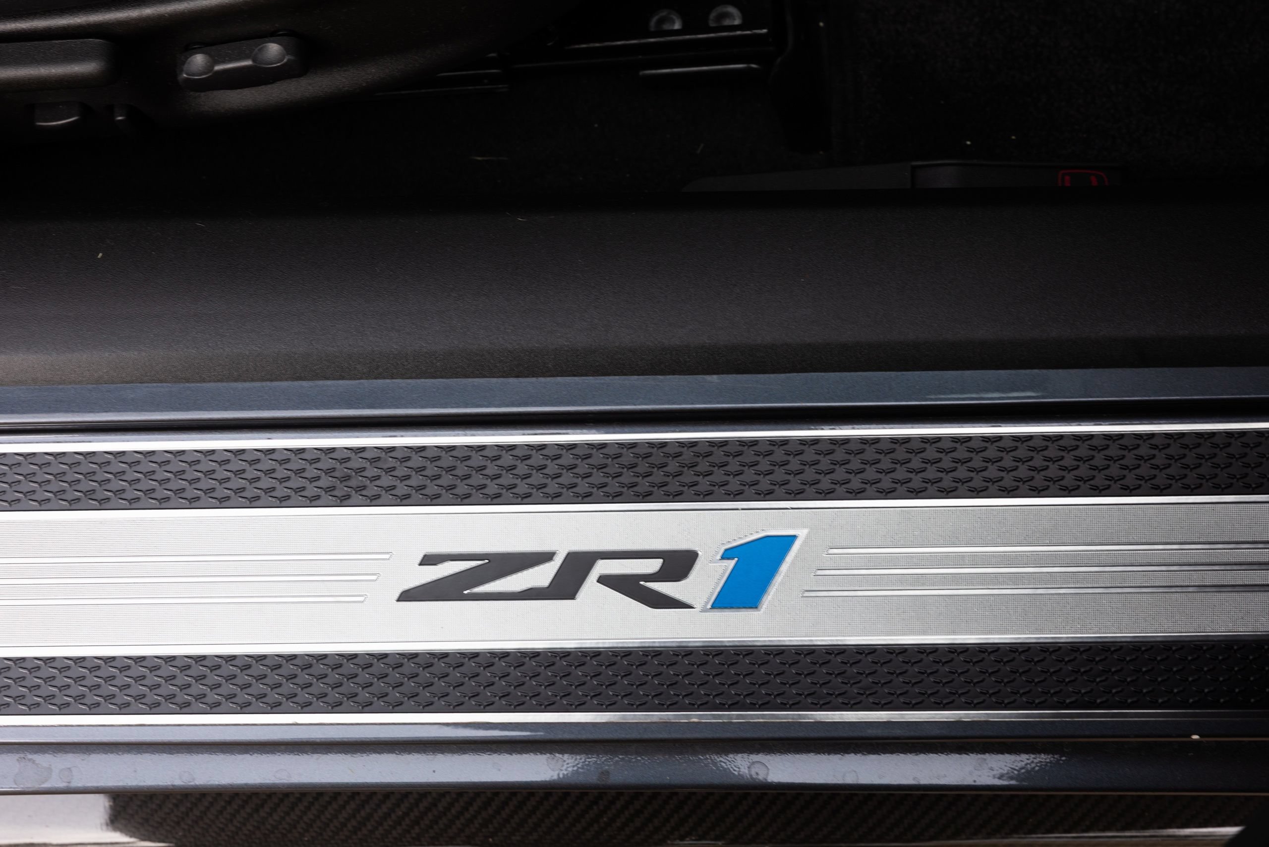 Used 2009 Chevrolet Corvette ZR1 w/ Preferred Equipment Group RWD image 16