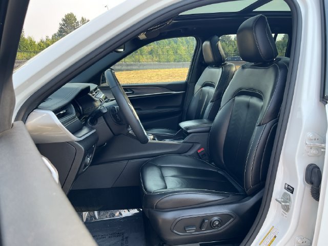 Used 2024 Jeep Grand Cherokee Limited 4xe AWD/4WD image 19