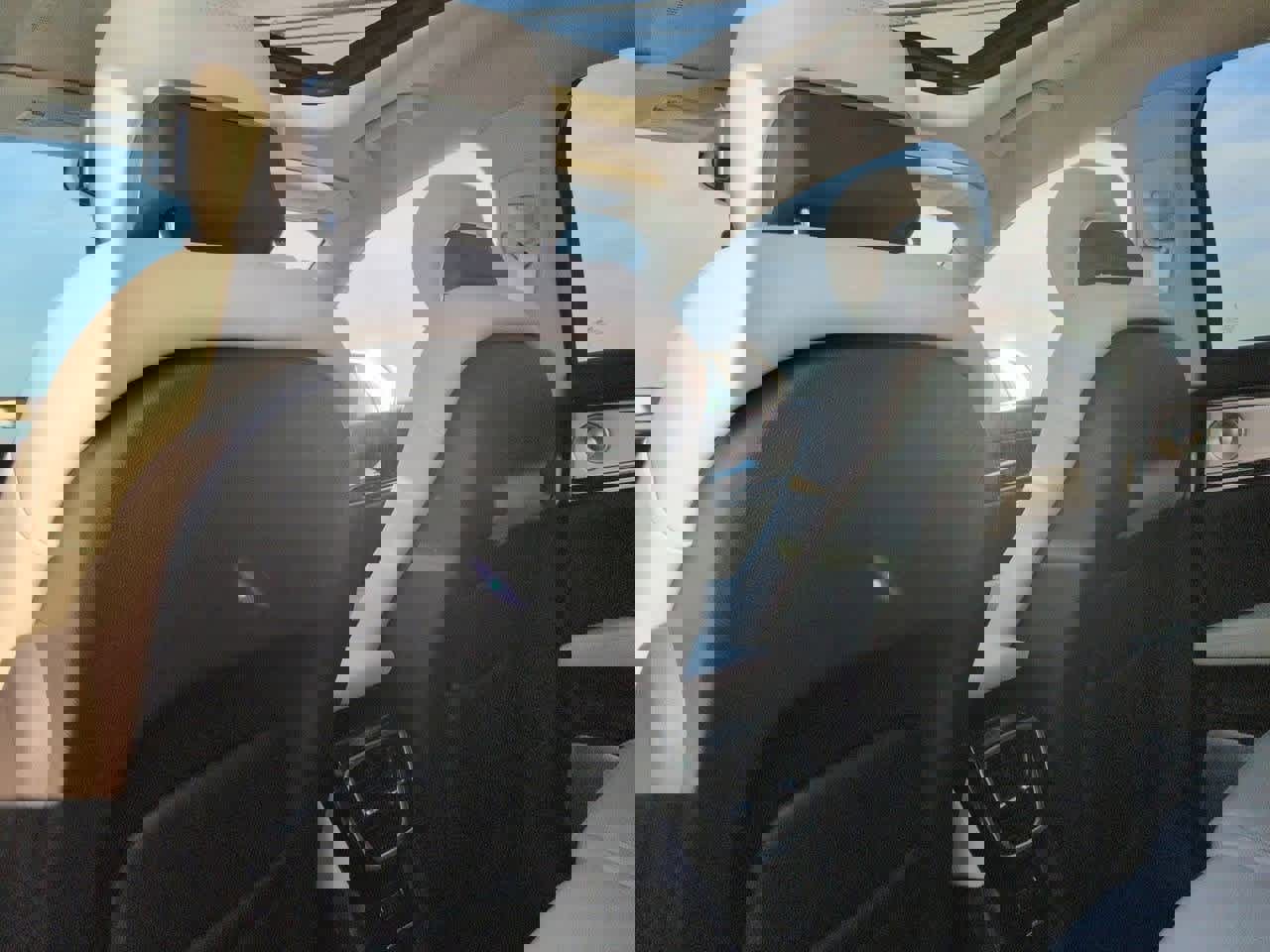 Used 2023 Lincoln Nautilus Black Label w/ Cargo Utility Package image 18