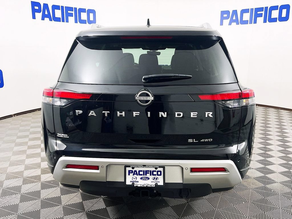 Used 2024 Nissan Pathfinder SL w/ SL Premium Package AWD/4WD image 6
