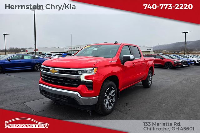 Used 2023 Chevrolet Silverado 1500 LT AWD/4WD image 3