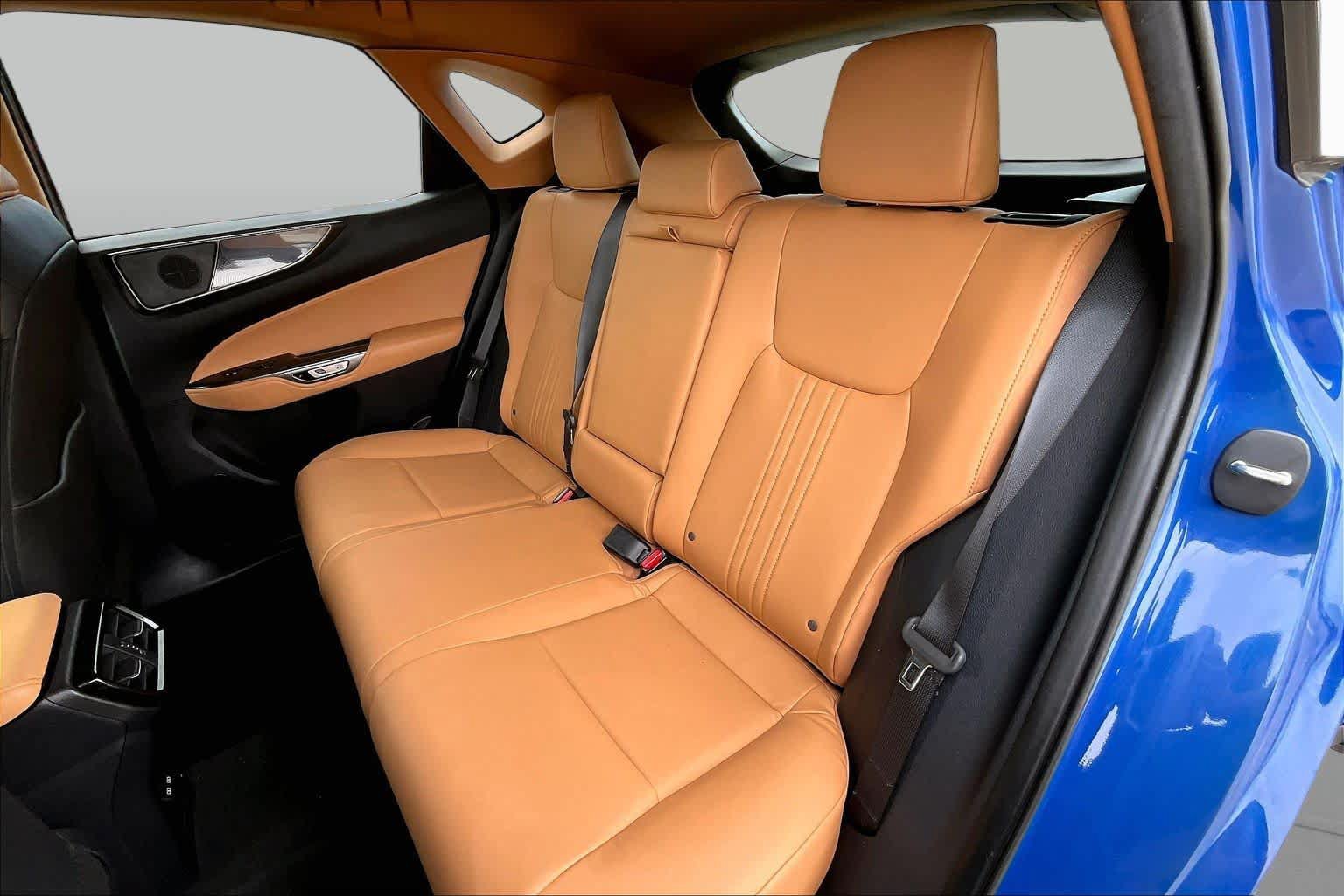 Used 2024 Lexus NX 250 FWD w/ Cold Area Package image 19