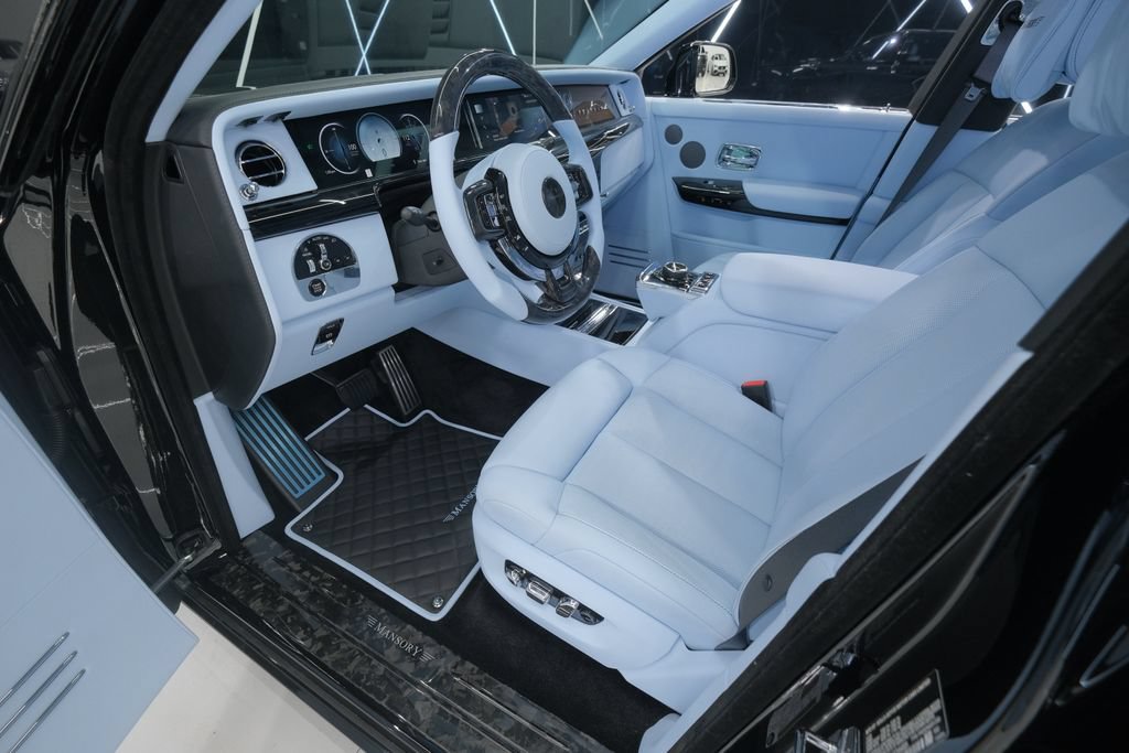Used 2026 Rolls-Royce Phantom Sedan RWD image 67