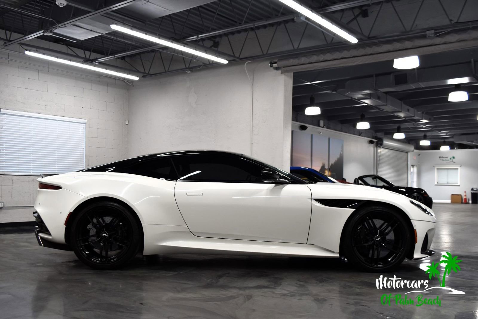 Used 2019 Aston Martin DBS Superleggera image 14