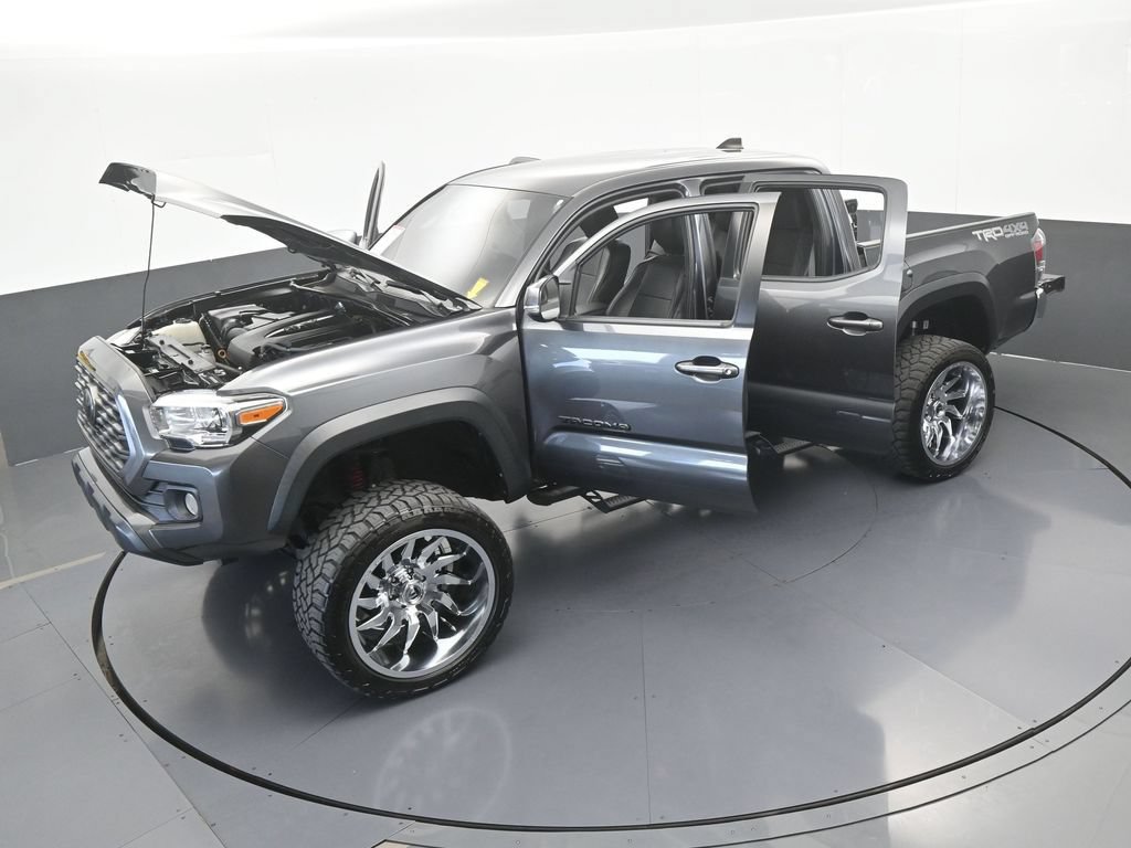 Used 2022 Toyota Tacoma TRD Off-Road AWD/4WD image 59