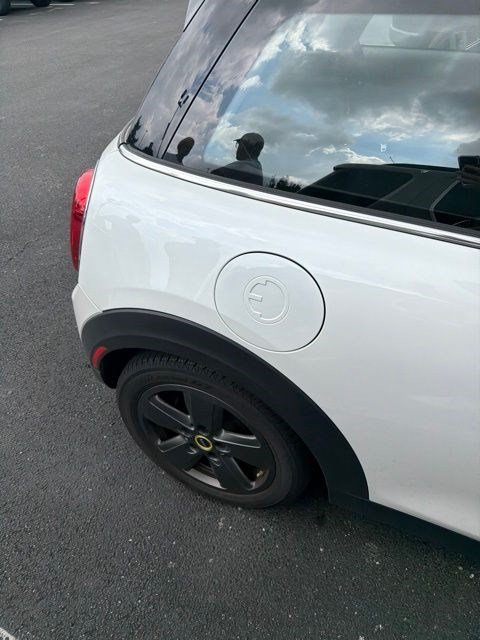 Used 2024 MINI Cooper SE FWD image 5