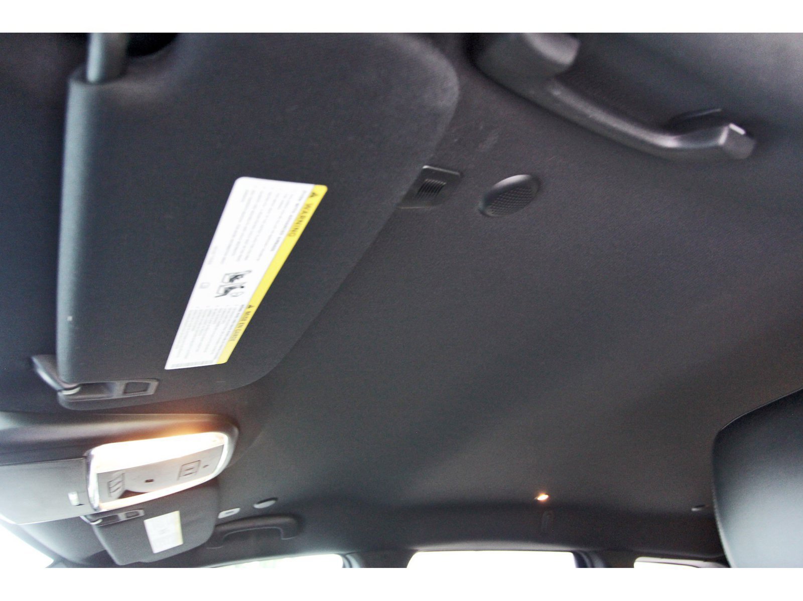 Used 2018 Jeep Grand Cherokee Altitude RWD image 31