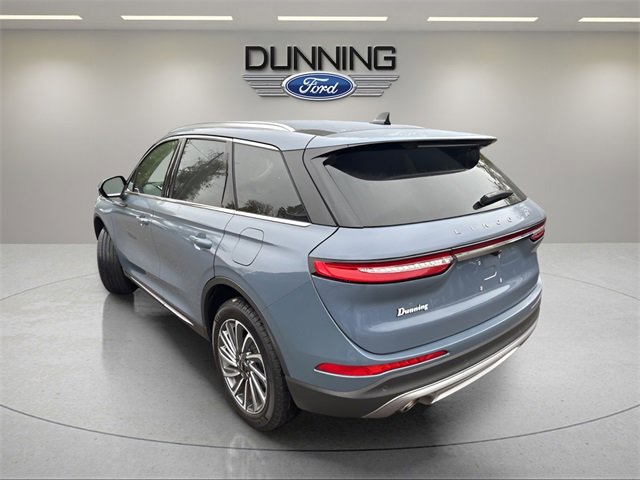 Used 2024 Lincoln Corsair Reserve w/ Equipment Group 201A image 2