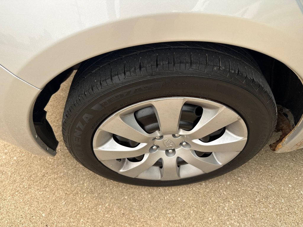Used 2011 Subaru Impreza 2.5i AWD/4WD image 20