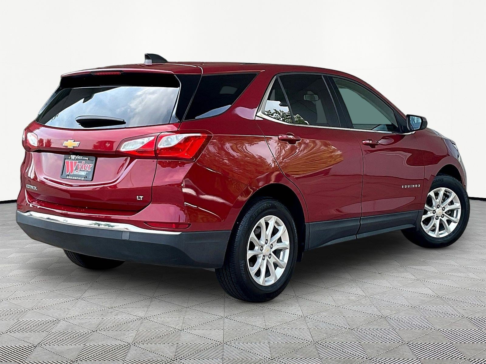 Used 2019 Chevrolet Equinox LT FWD image 6
