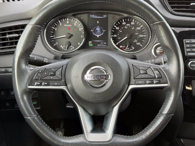 Used 2017 Nissan Rogue SL w/ SL Premium Package AWD/4WD image 27