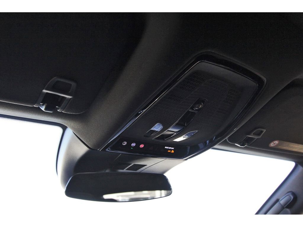 New 2026 Cadillac Lyriq Luxury image 20