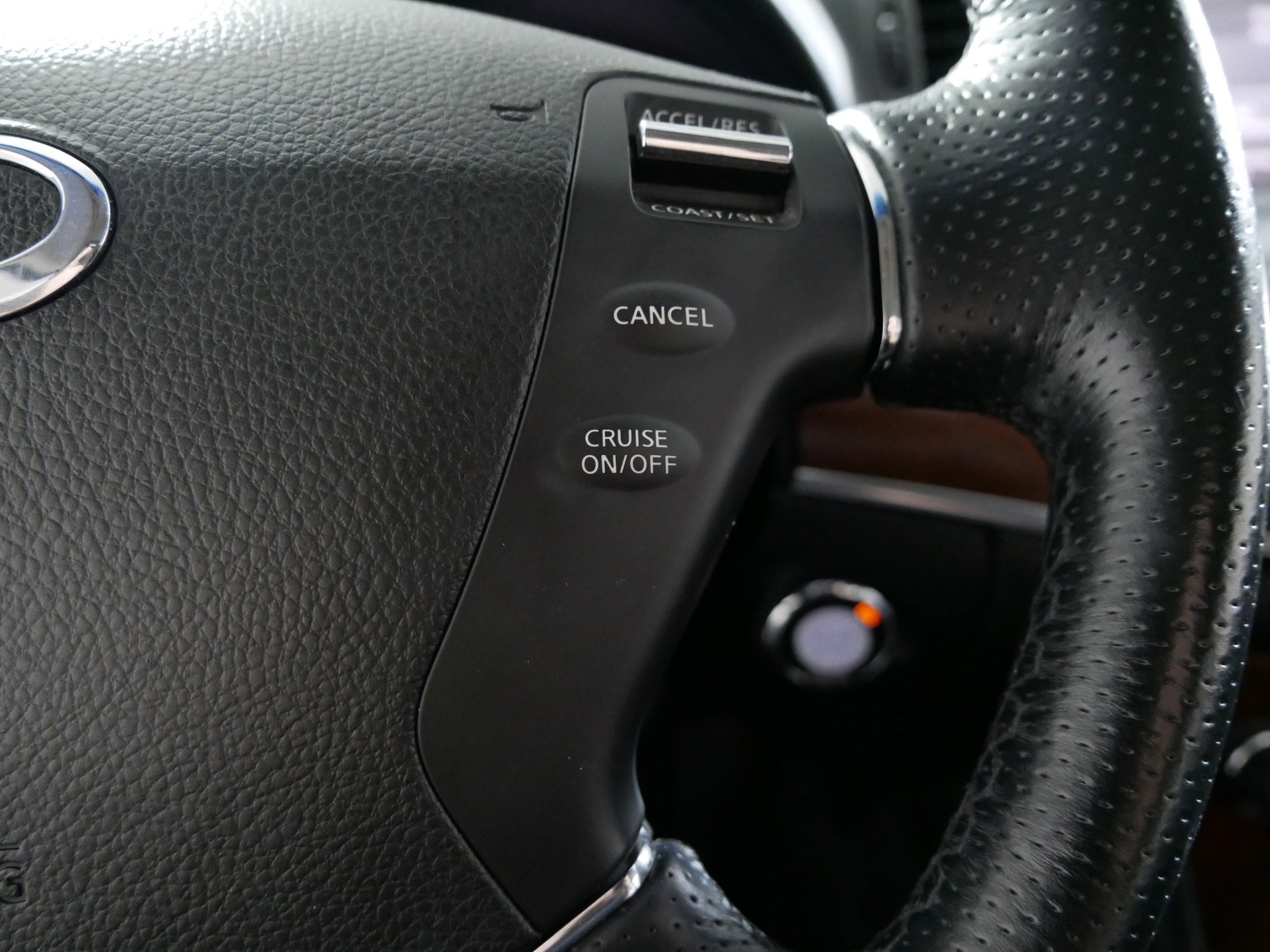 Used 2009 INFINITI M35 x w/ Technology Pkg image 28