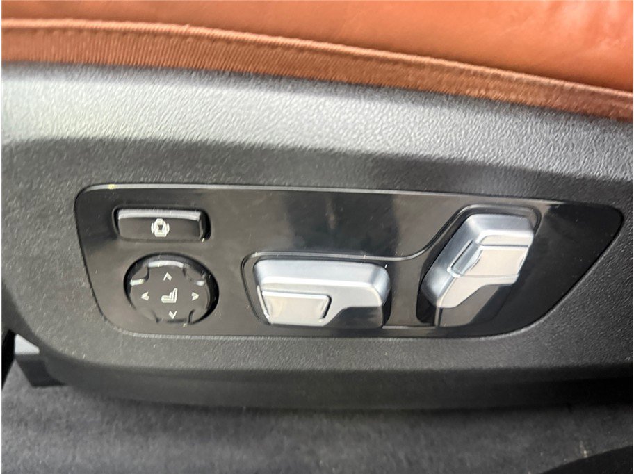 Used 2019 BMW X7 xDrive40i w/ Premium Package image 30