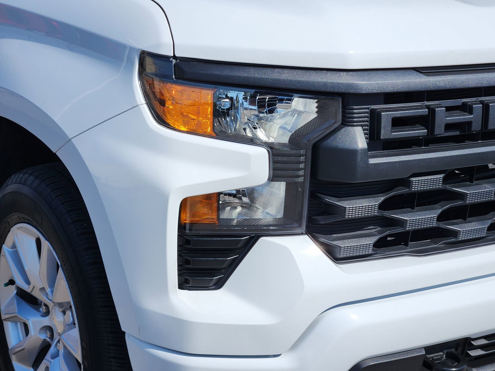 Used 2022 Chevrolet Silverado 1500 Custom image 10