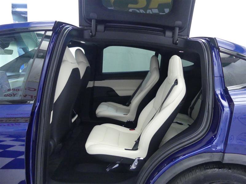 Used 2022 Tesla Model X AWD/4WD image 22
