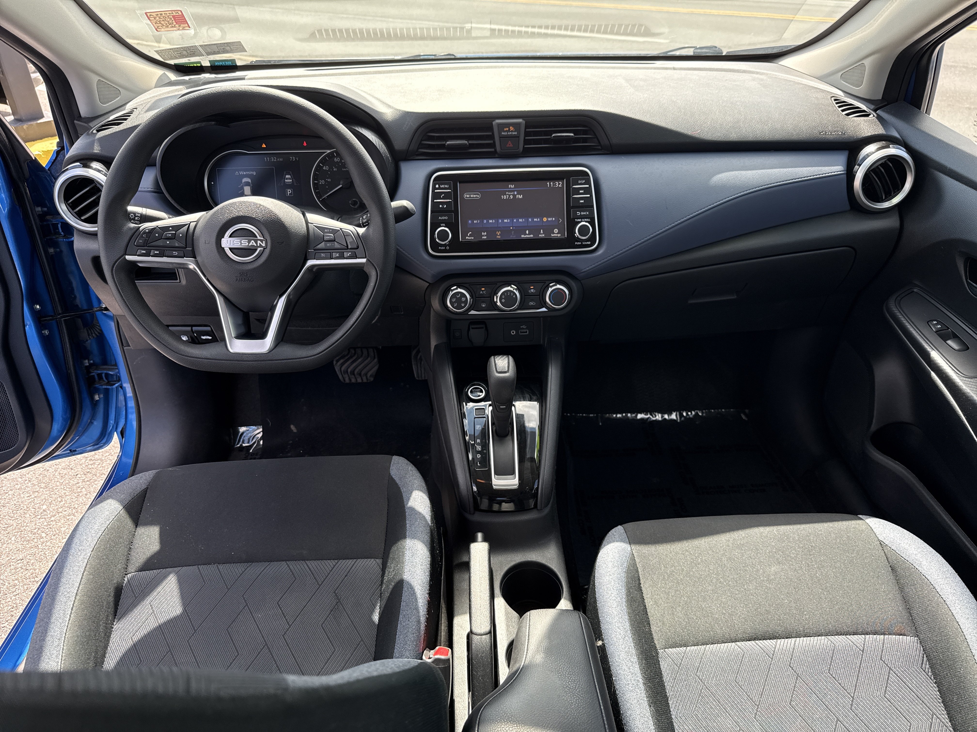 Used 2024 Nissan Versa SV w/ Trunk Package FWD image 18