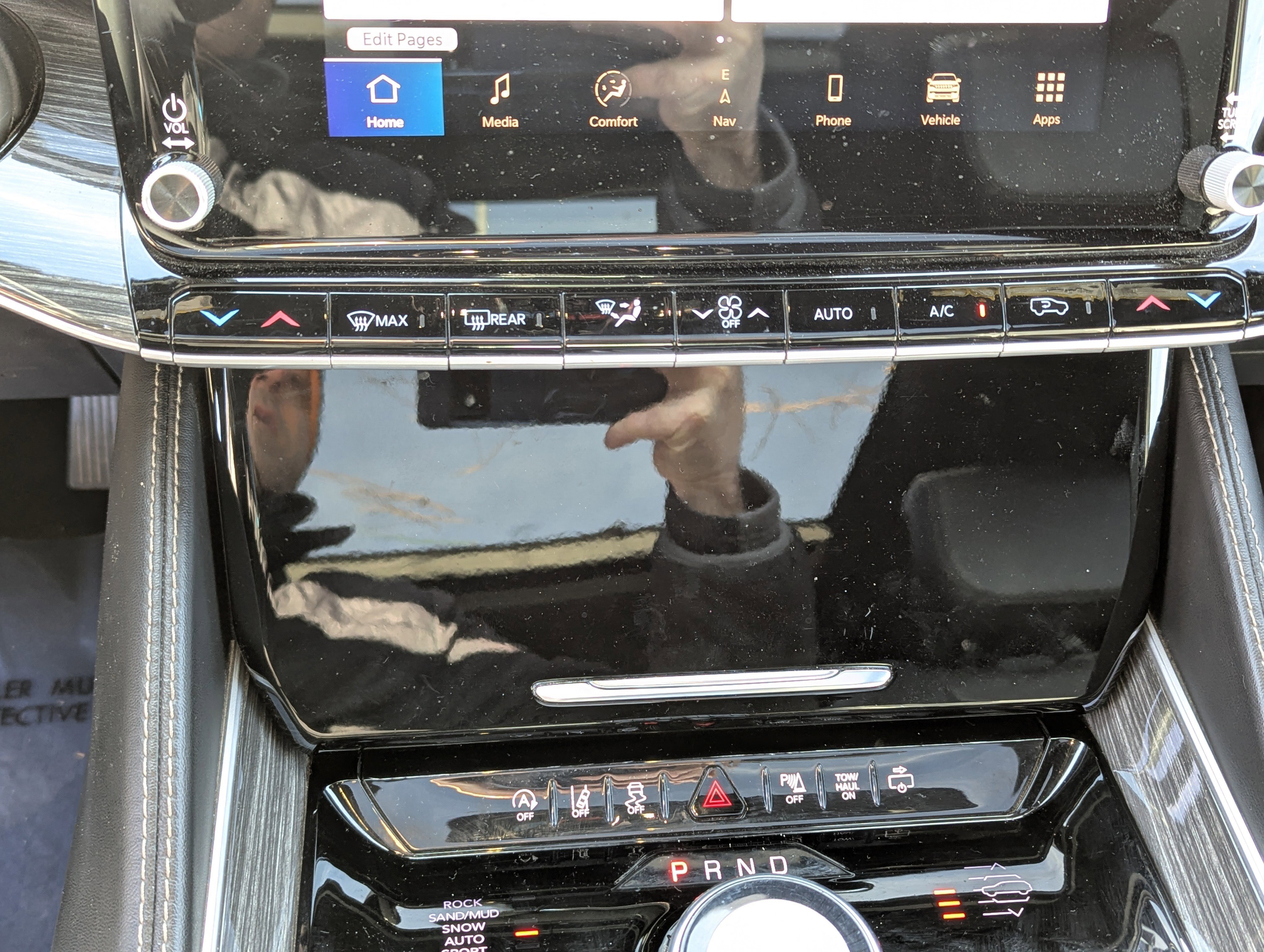 Used 2022 Jeep Wagoneer Series III w/ Premium Group I image 26