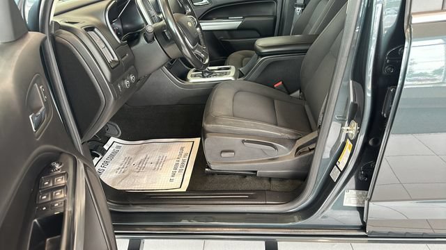 Used 2017 Chevrolet Colorado LT w/ LT Convenience Package AWD/4WD image 9