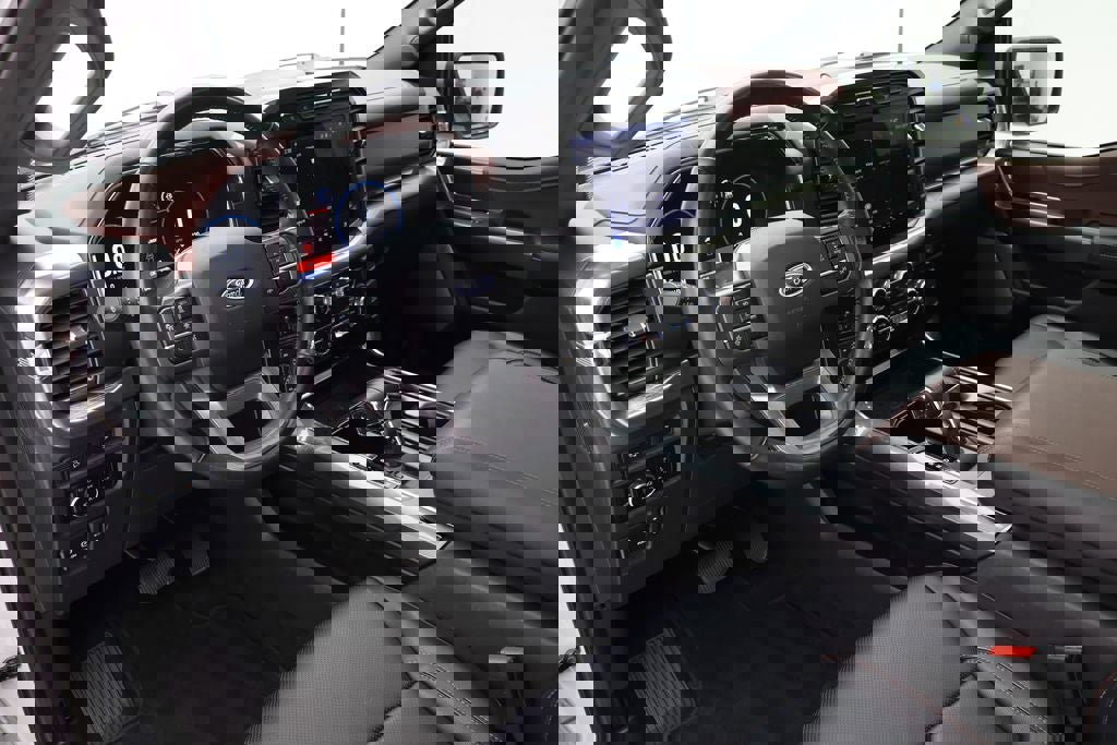 Used 2023 Ford F150 Lariat w/ Equipment Group 502A High image 16