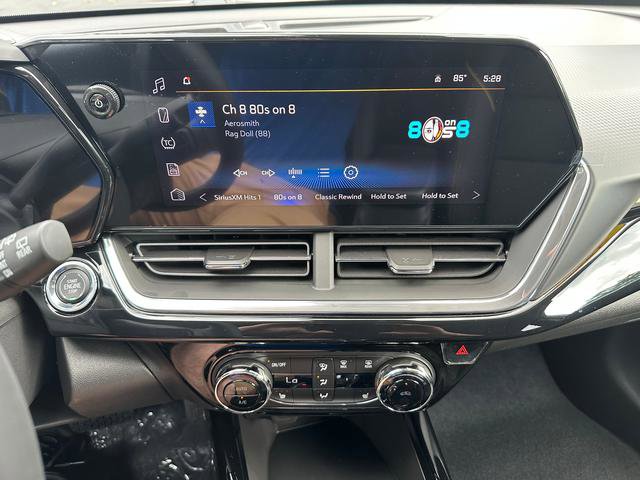New 2025 Chevrolet Trax ACTIV image 16