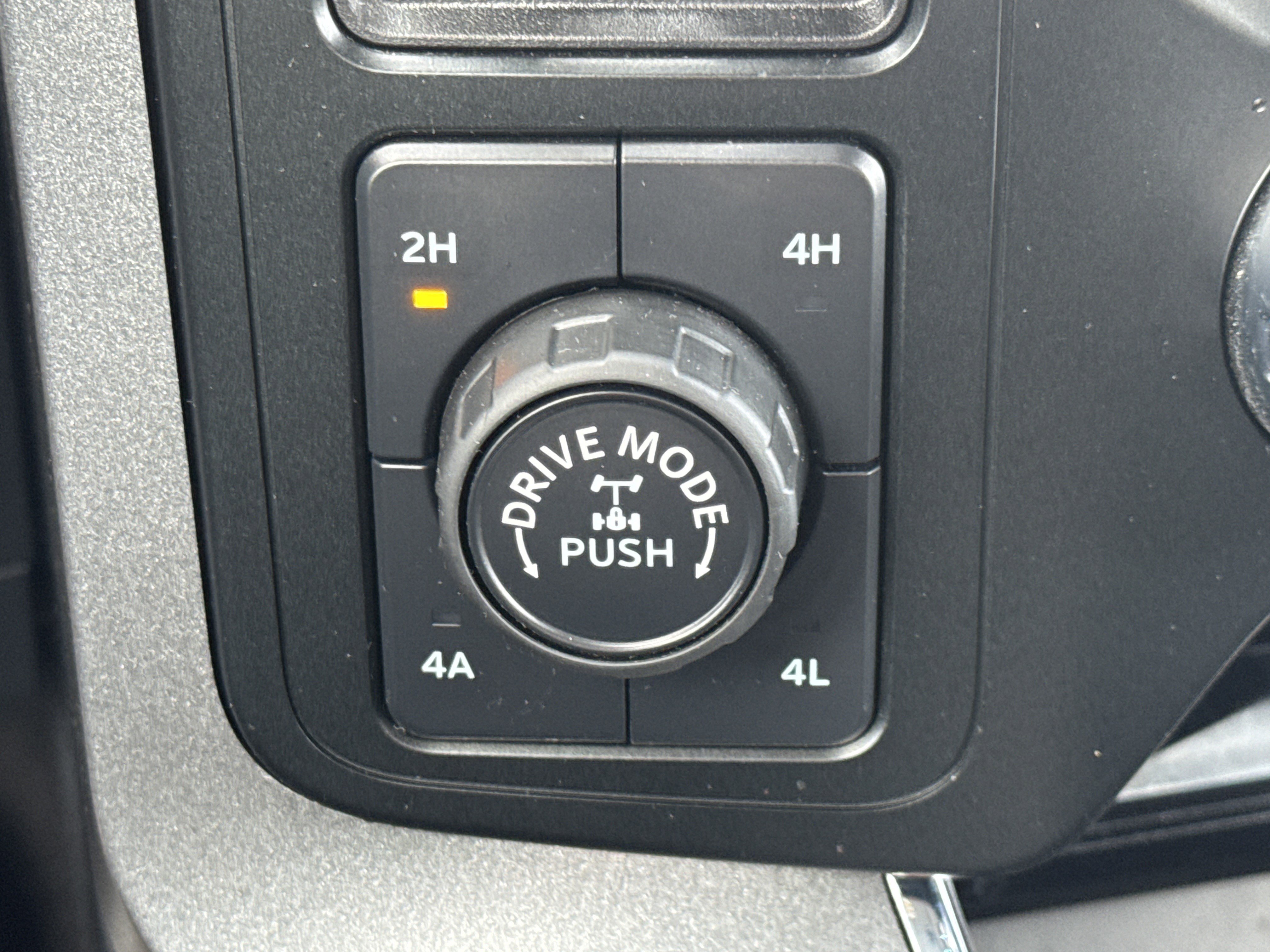 Used 2023 Ford F150 Lariat w/ Equipment Group 502A High image 23