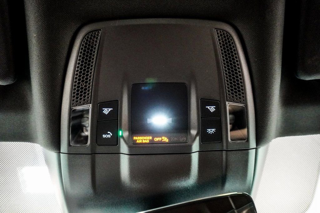 Used 2022 Porsche Taycan 4 Cross Turismo image 42