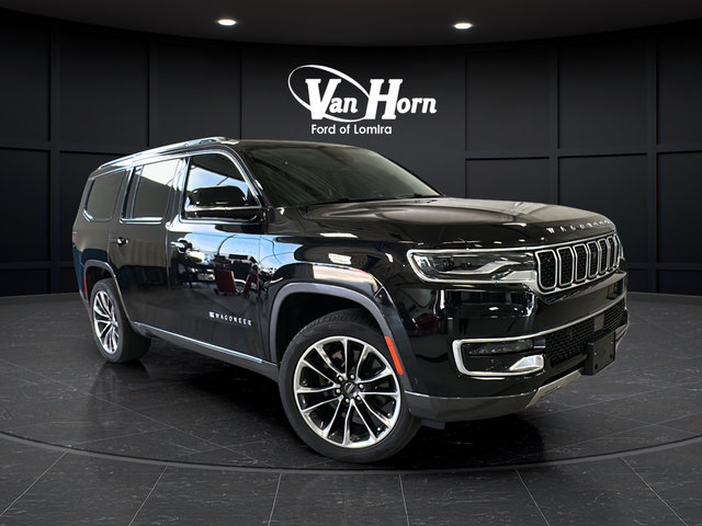Used 2022 Jeep Wagoneer Series III w/ Premium Group I AWD/4WD image 1