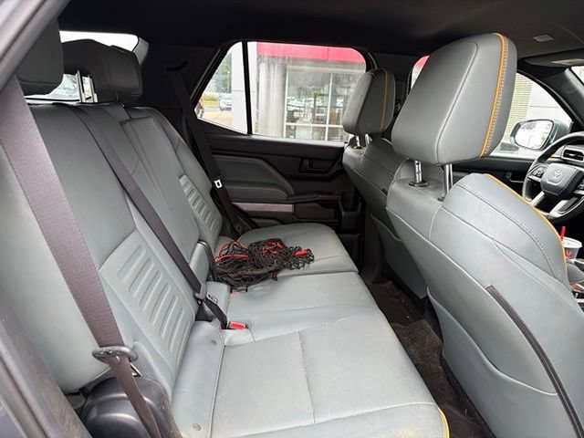 Certified 2025 Toyota 4Runner Trailhunter AWD/4WD image 12