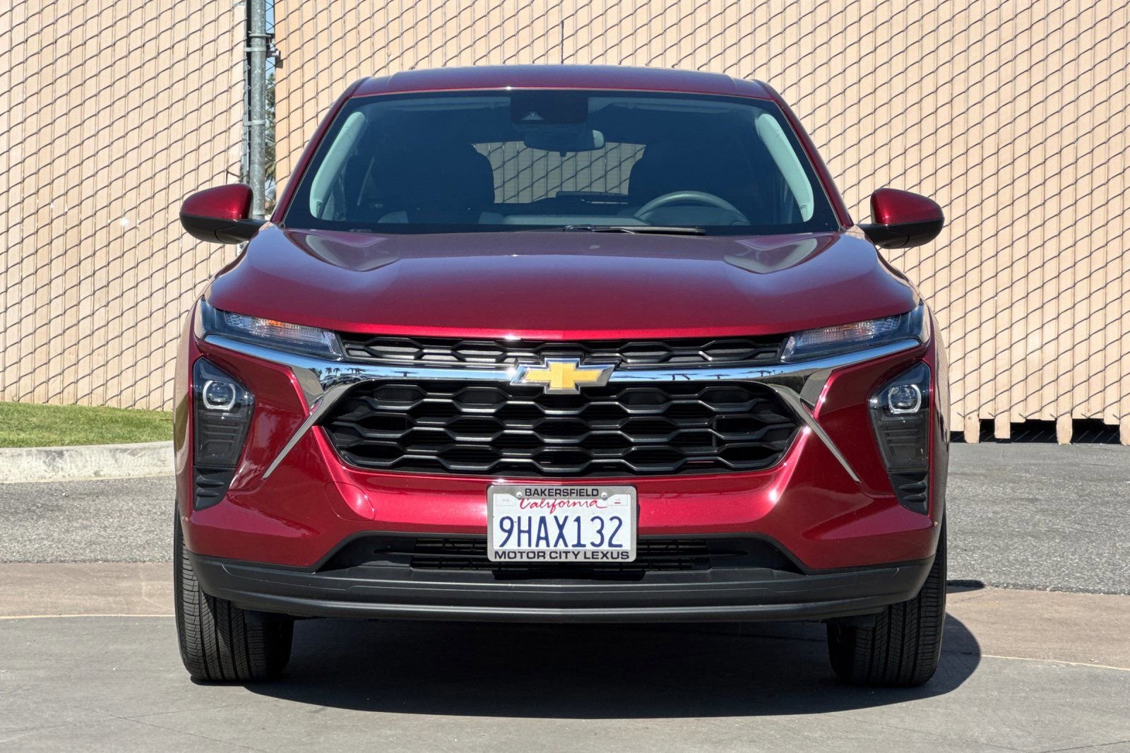 Used 2024 Chevrolet Trax LS w/ LS Convenience Package FWD image 9