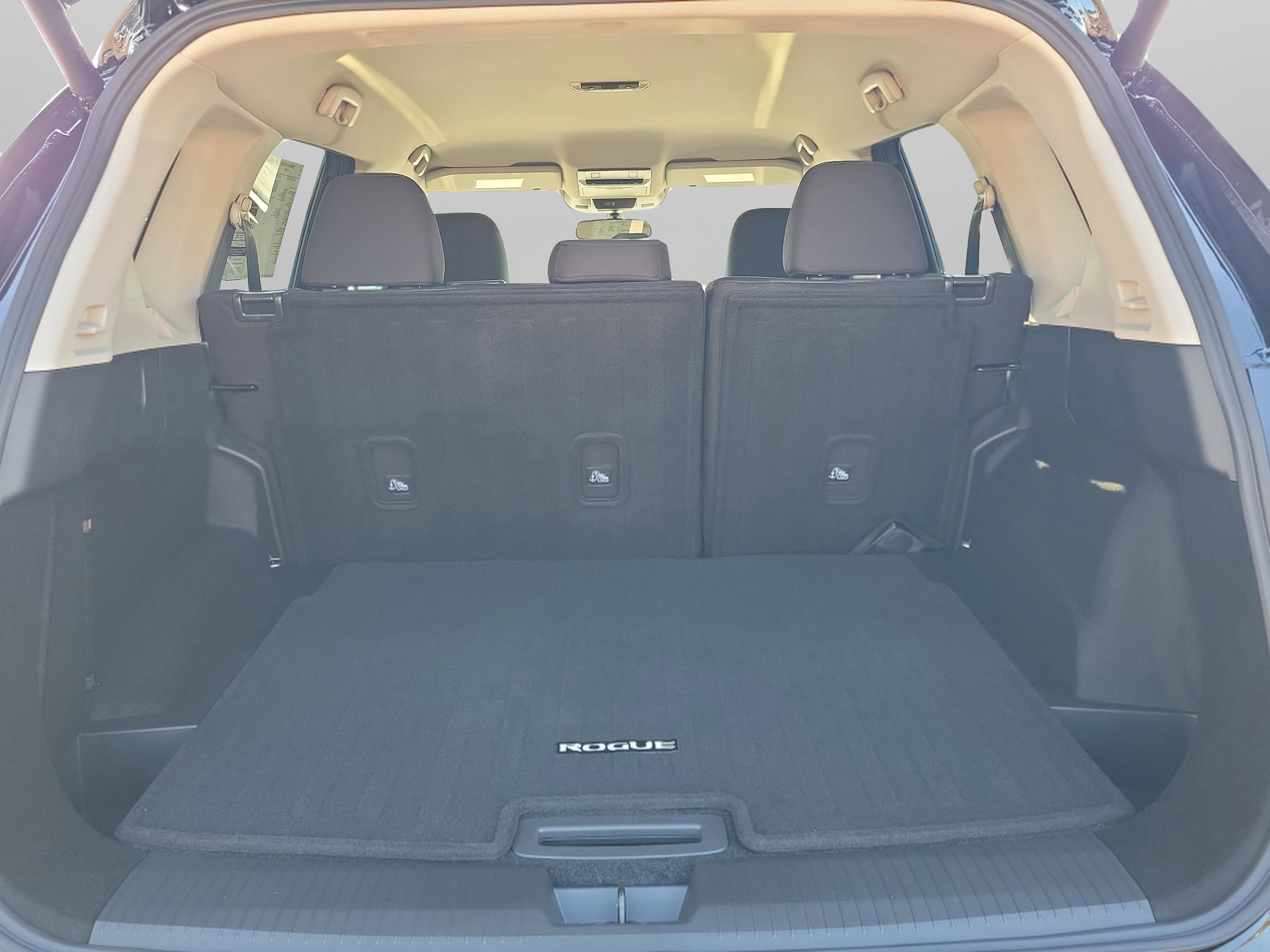 New 2026 Nissan Rogue SV w/ Cold Weather Package FWD image 9