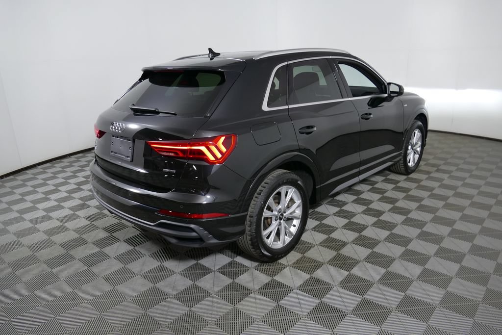 Used 2023 Audi Q3 2.0T Premium Plus w/ Premium Plus Package AWD/4WD image 3