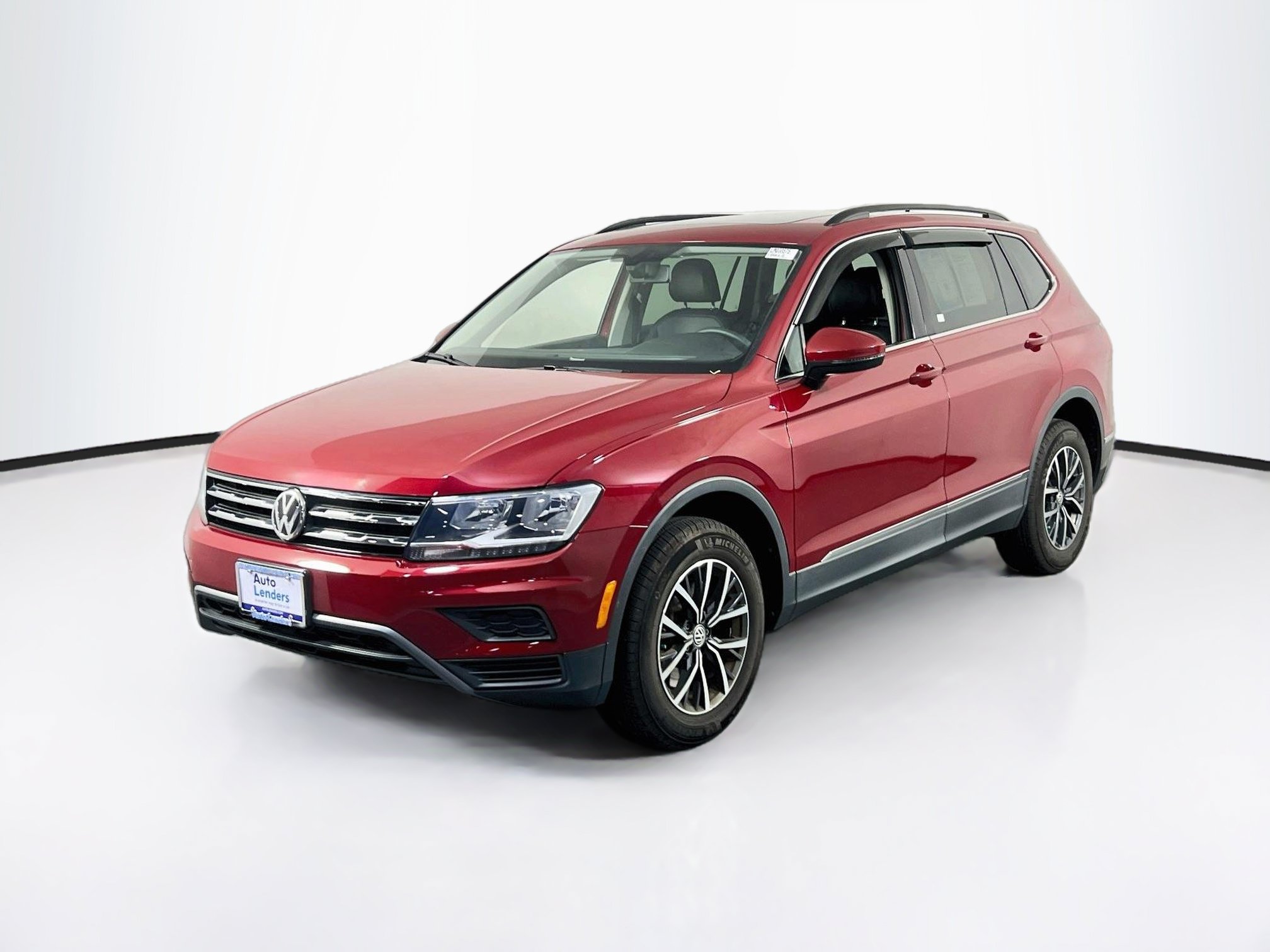 Used 2020 Volkswagen Tiguan SE w/ Panoramic Sunroof Package AWD/4WD image 1