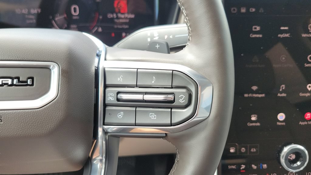 Used 2026 GMC Terrain Denali AWD/4WD image 22