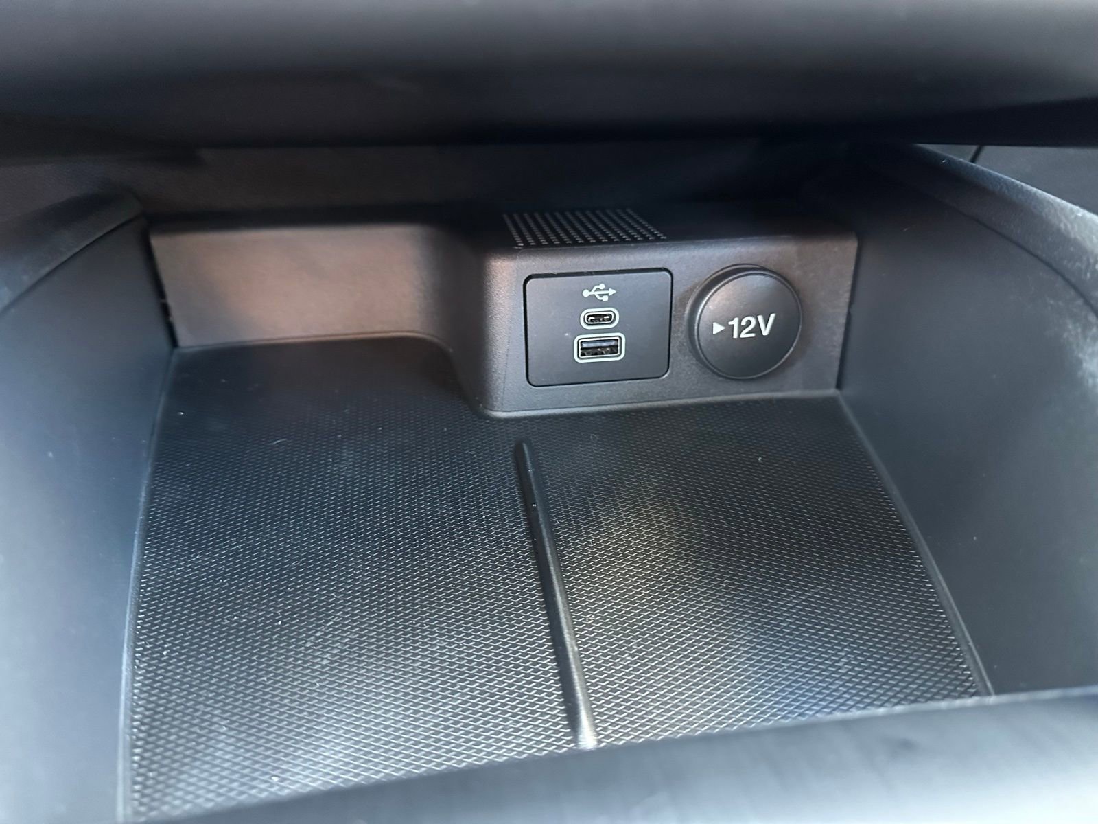 Used 2025 Ford Escape Active FWD image 17