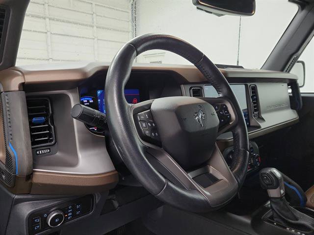 Used 2023 Ford Bronco Outer Banks image 18