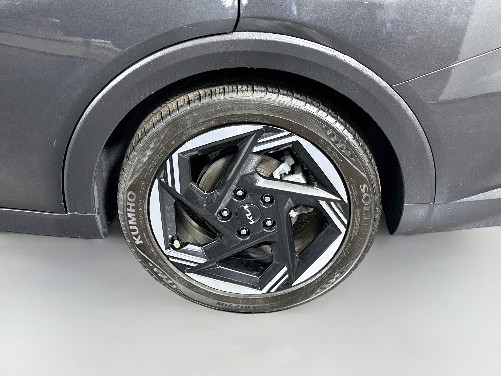 Used 2025 Kia K4 EX FWD image 37