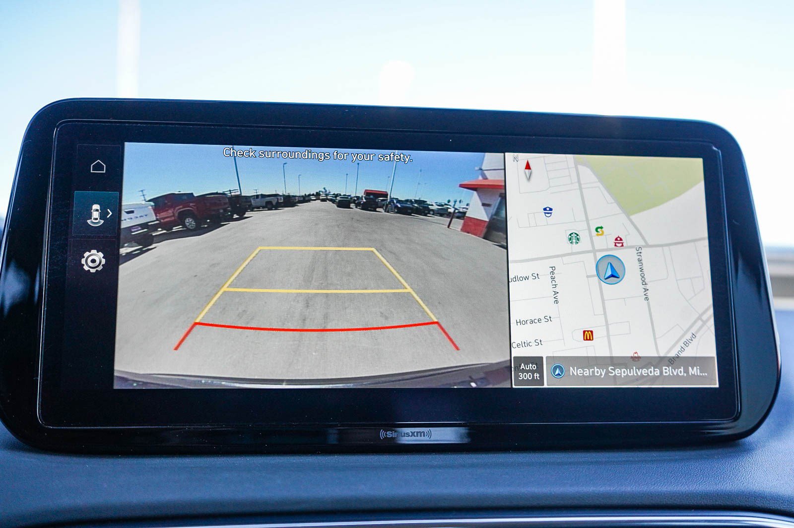 Used 2023 Hyundai Santa Fe SEL image 24