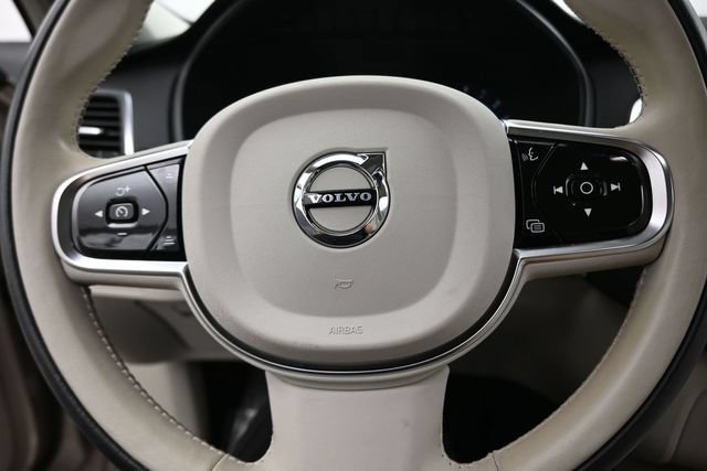 Used 2024 Volvo XC90 B5 Core AWD/4WD image 14