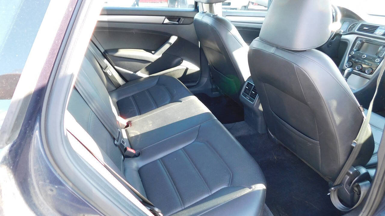 Used 2014 Volkswagen Passat TDI SE FWD image 31