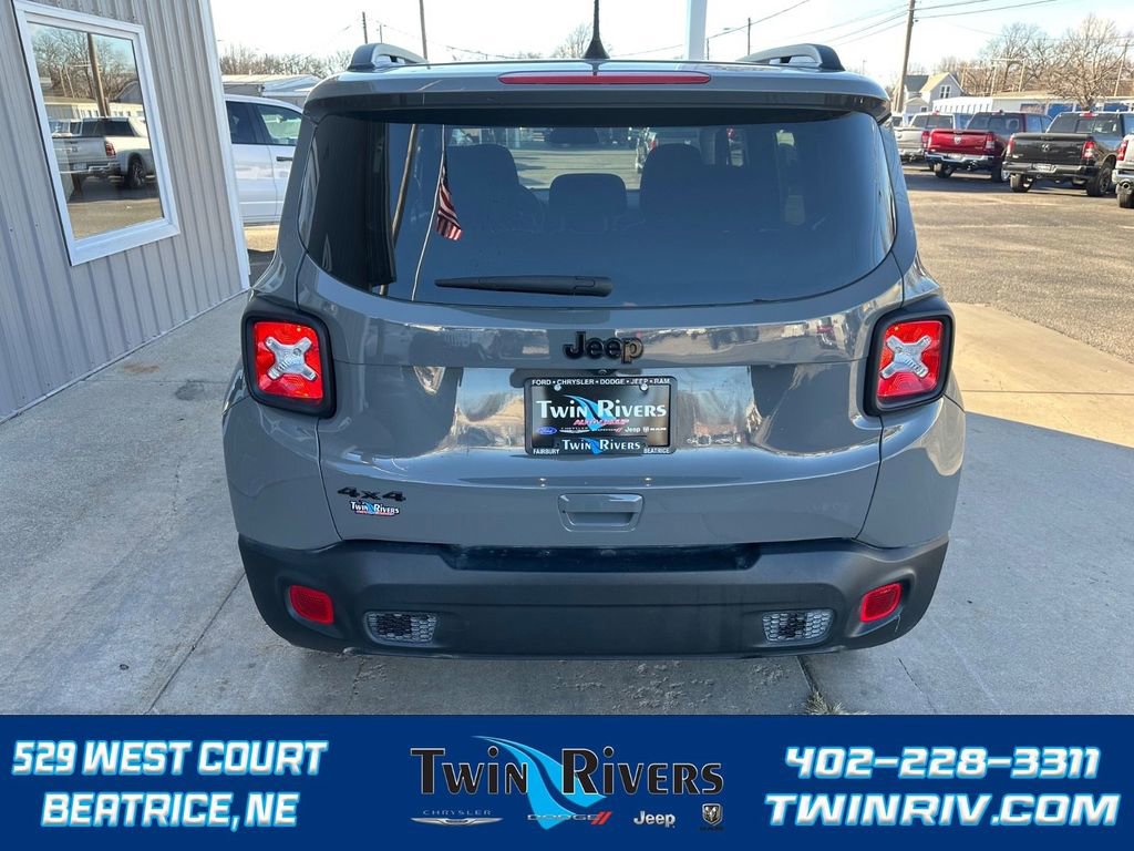 Certified 2023 Jeep Renegade Latitude AWD/4WD image 4