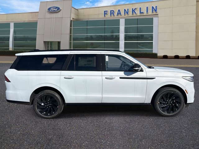 New 2026 Lincoln Navigator L Reserve w/ Jet Appearance Package image 8