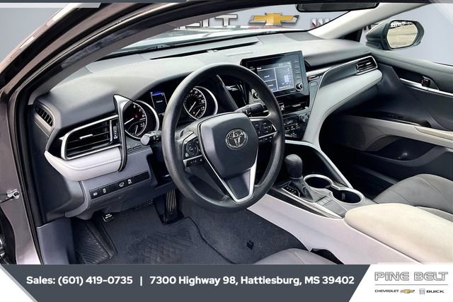 Used 2023 Toyota Camry LE image 12