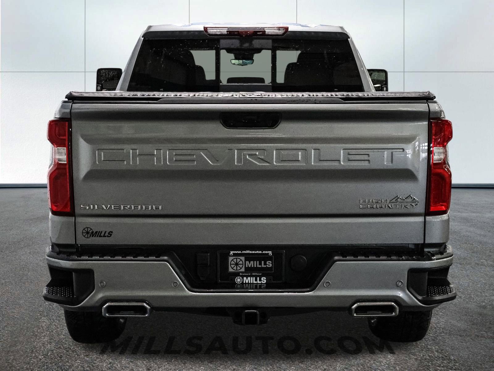 Certified 2025 Chevrolet Silverado 1500 High Country w/ Technology Package image 6