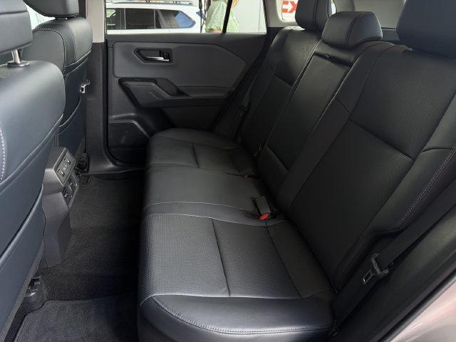 Used 2026 Toyota RAV4 Limited AWD/4WD image 25